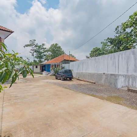 Reddoorz Syariah @ Tambak Mekar Street Subang Otel Djalantjagak Dış mekan fotoğraf