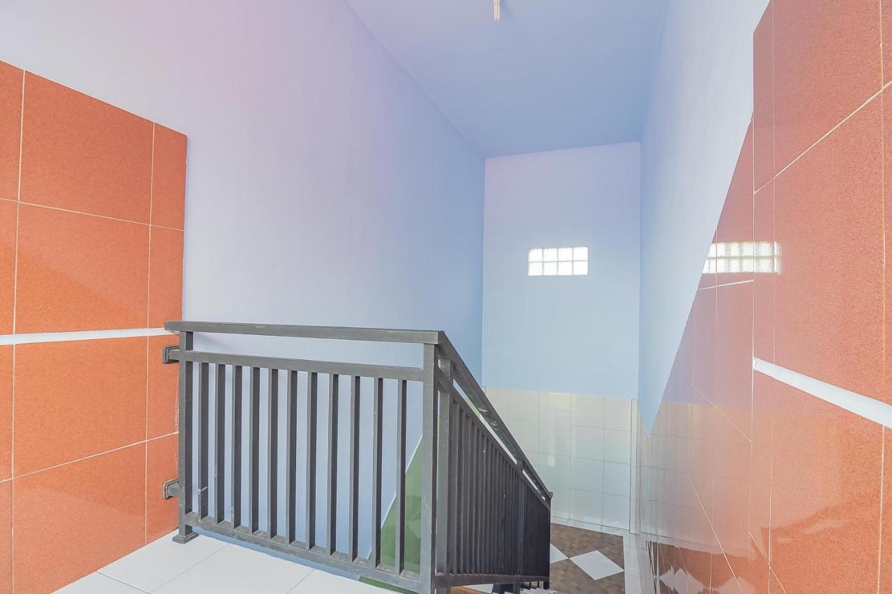 Reddoorz Syariah @ Tambak Mekar Street Subang Otel Djalantjagak Dış mekan fotoğraf