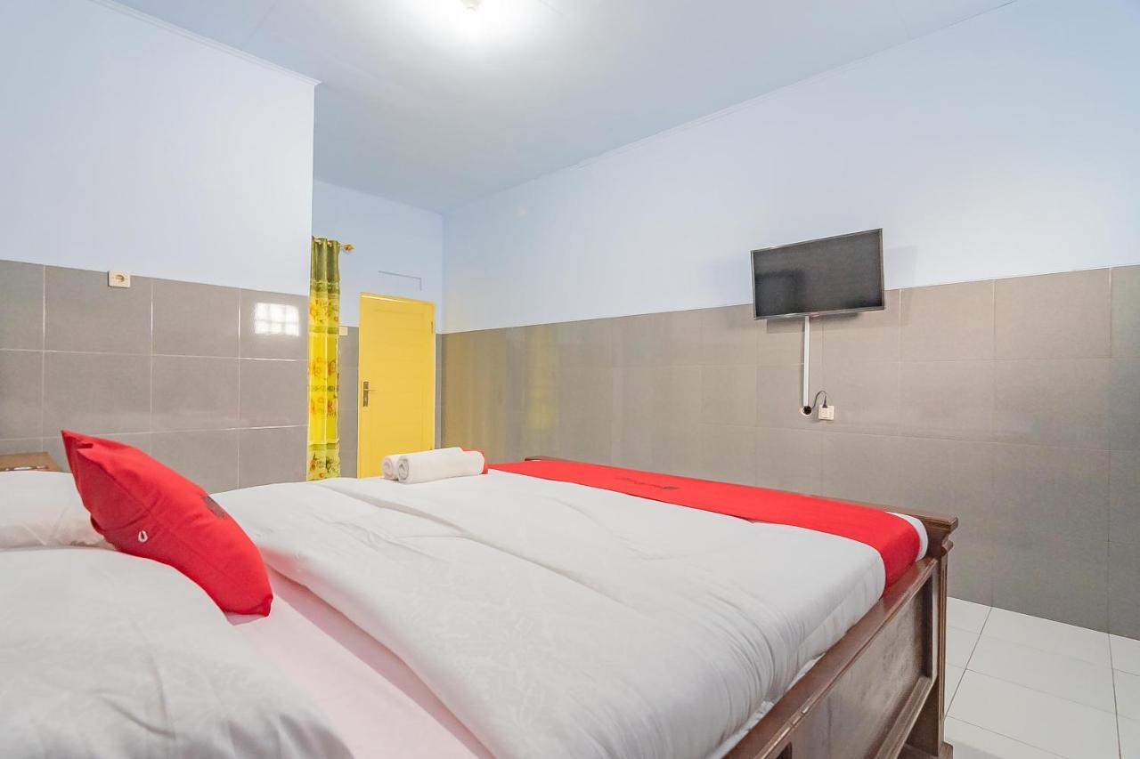 Reddoorz Syariah @ Tambak Mekar Street Subang Otel Djalantjagak Dış mekan fotoğraf