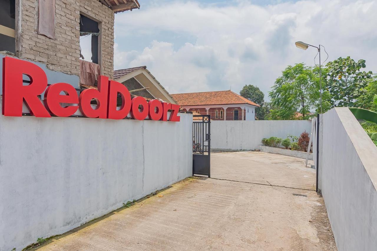 Reddoorz Syariah @ Tambak Mekar Street Subang Otel Djalantjagak Dış mekan fotoğraf